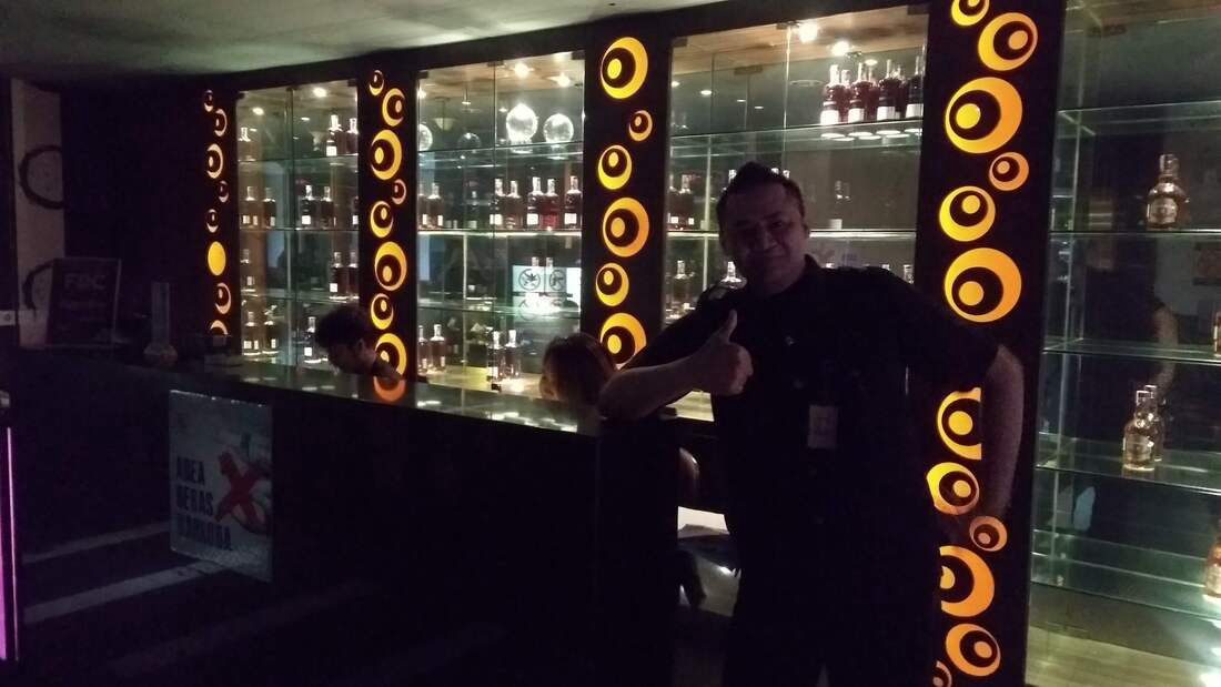 Flirt Bar and Lounge