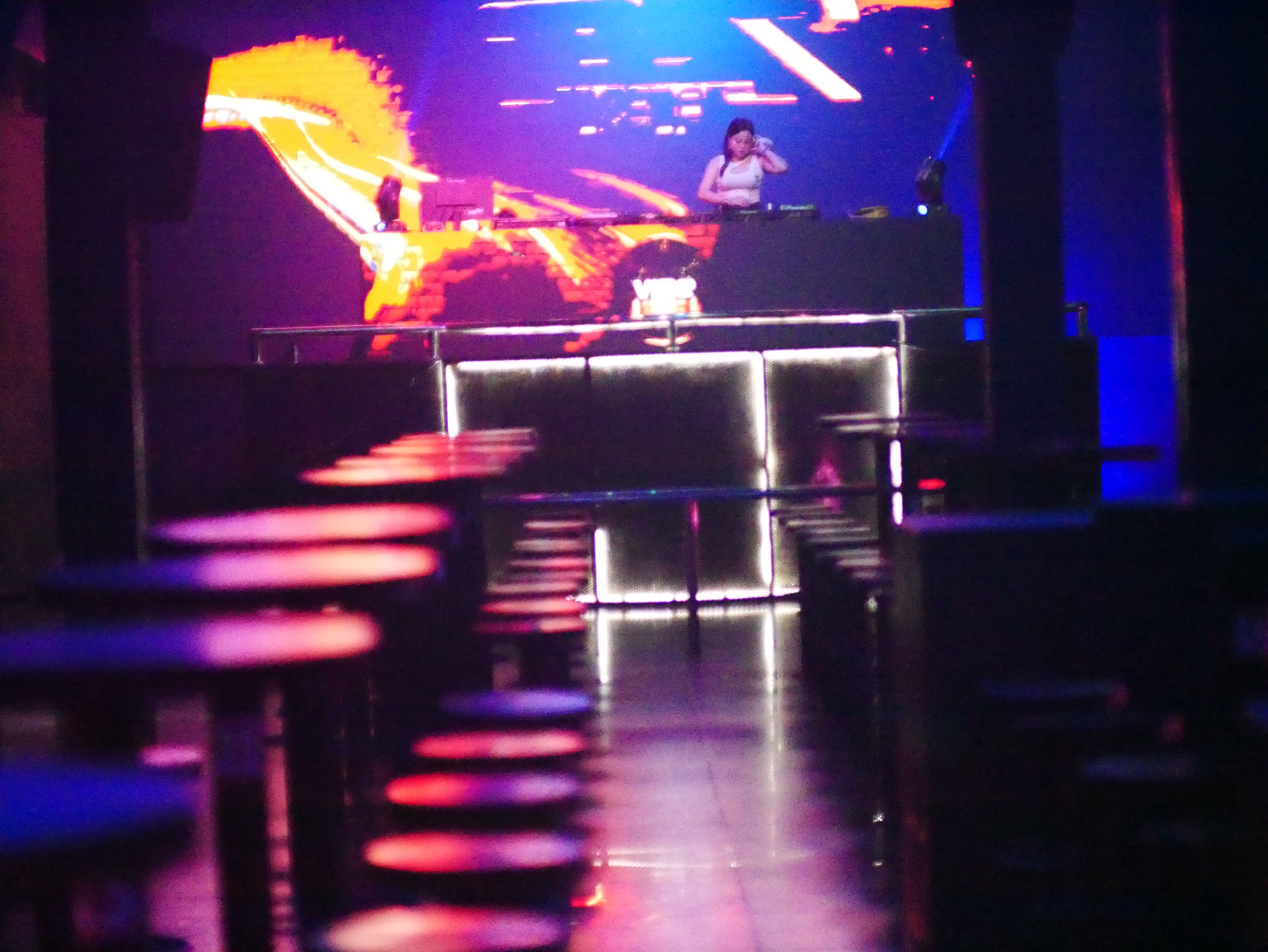 Lu'Te Club Discotique - Live Music & Karaoke