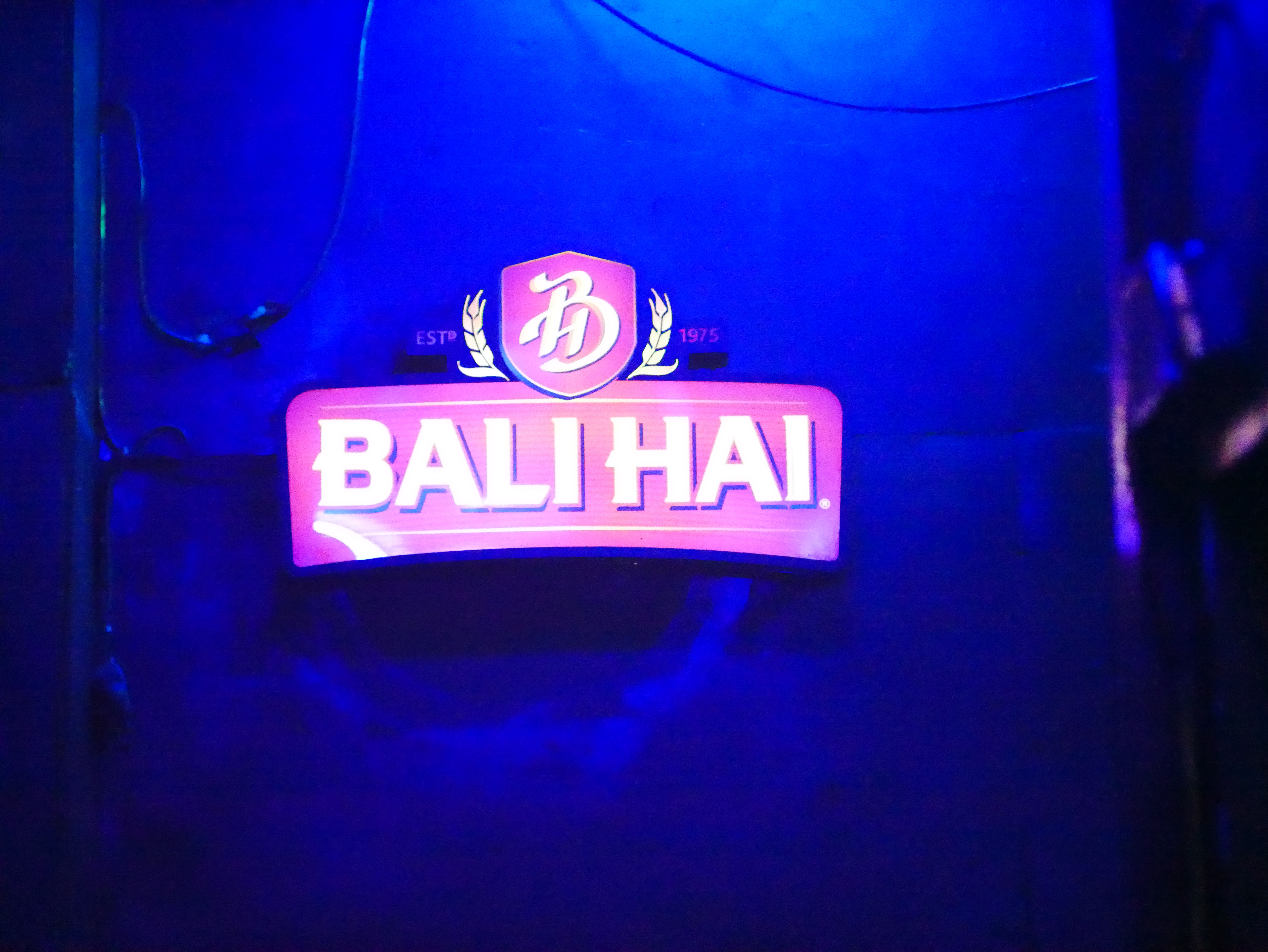 Lu'Te Club Discotique - Live Music & Karaoke