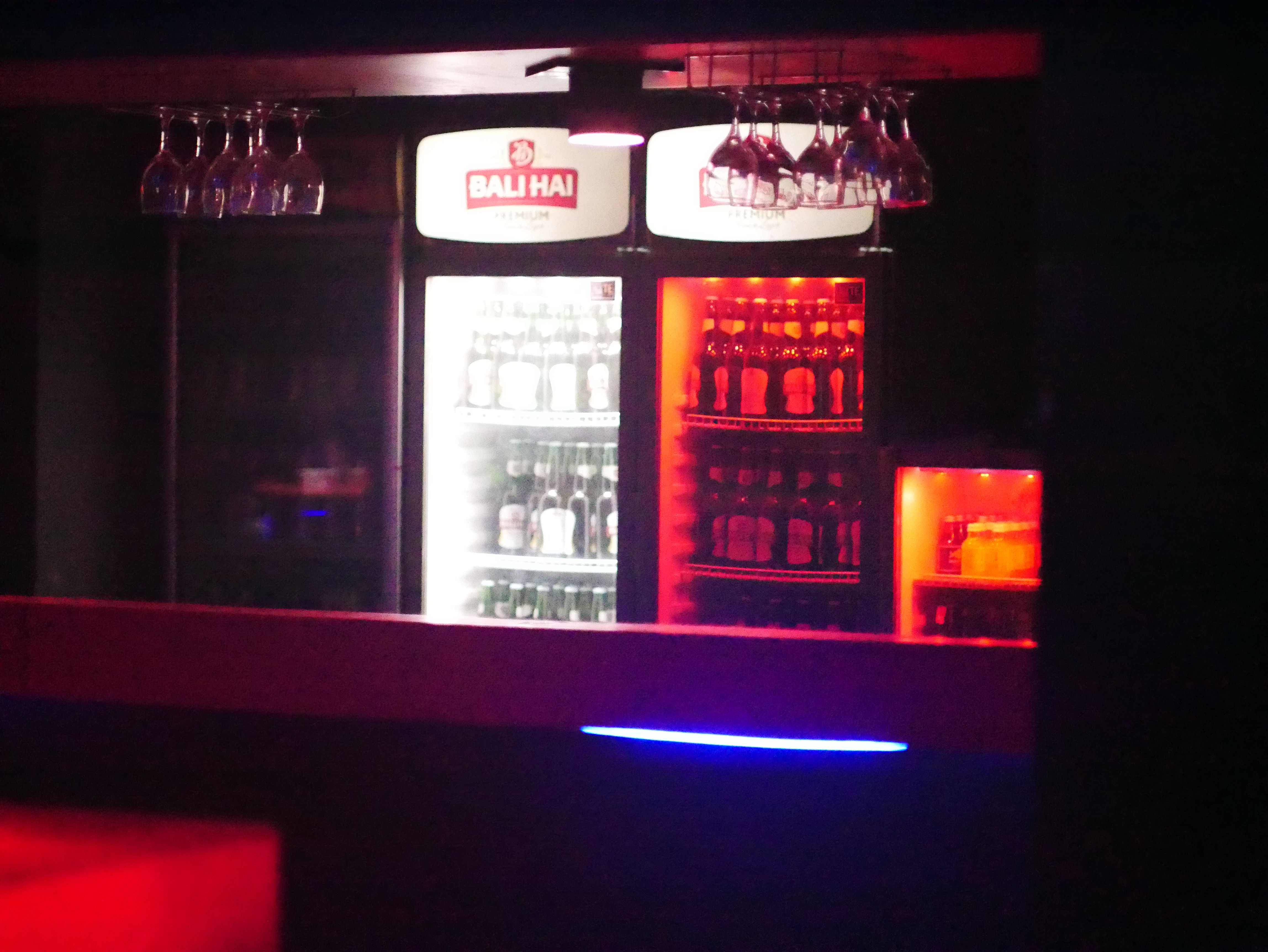 vLu'Te Club Discotique - Live Music & Karaoke